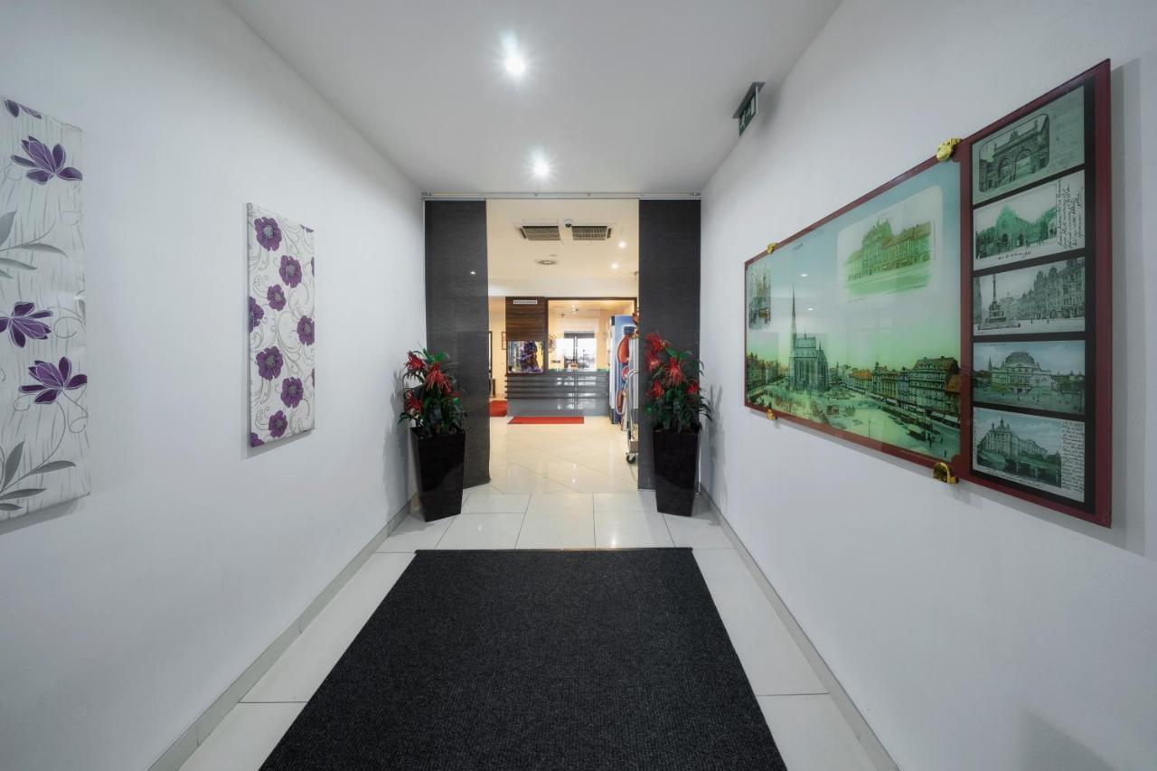 Hotel Astory Plzeň Buitenkant foto