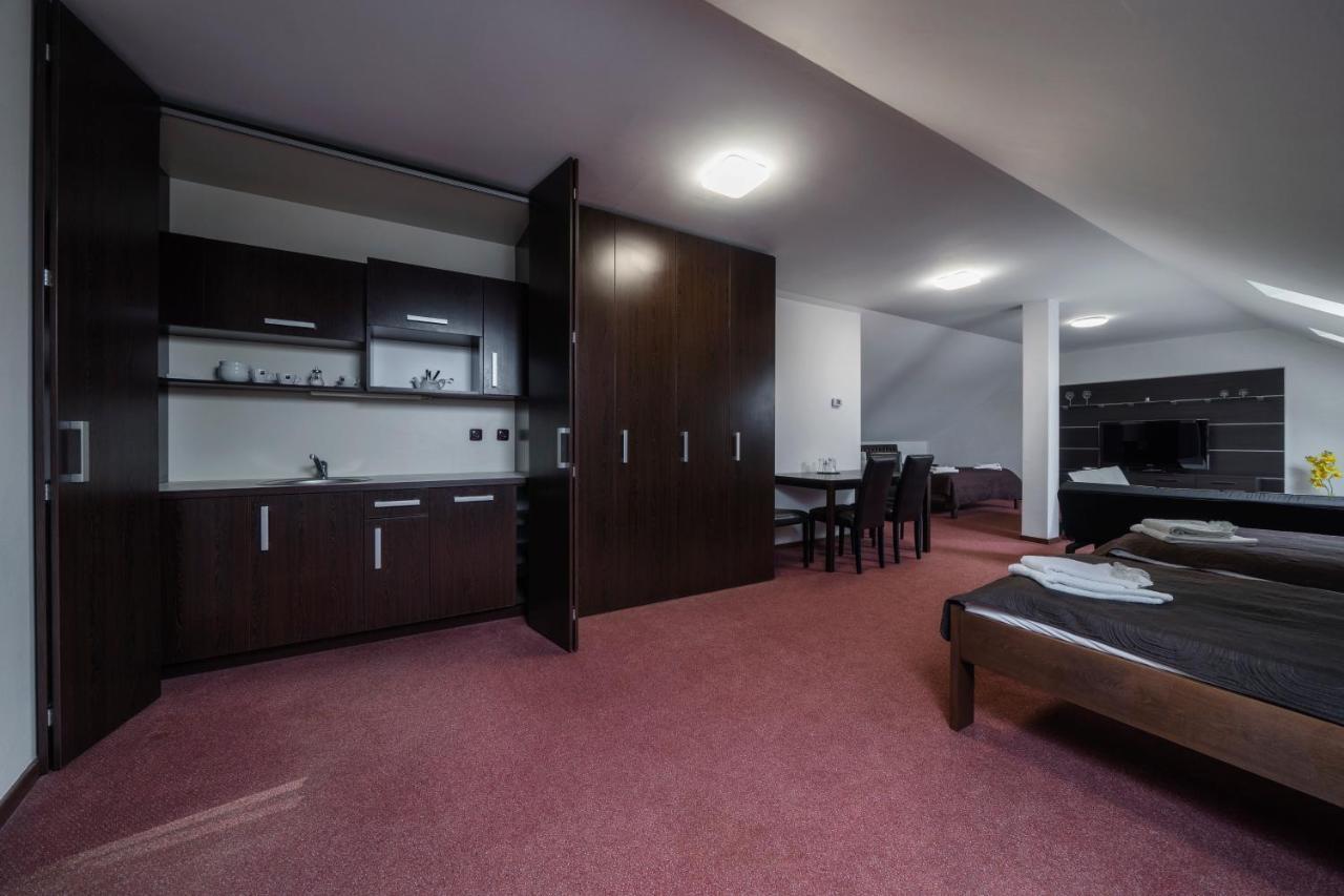 Hotel Astory Plzeň Buitenkant foto