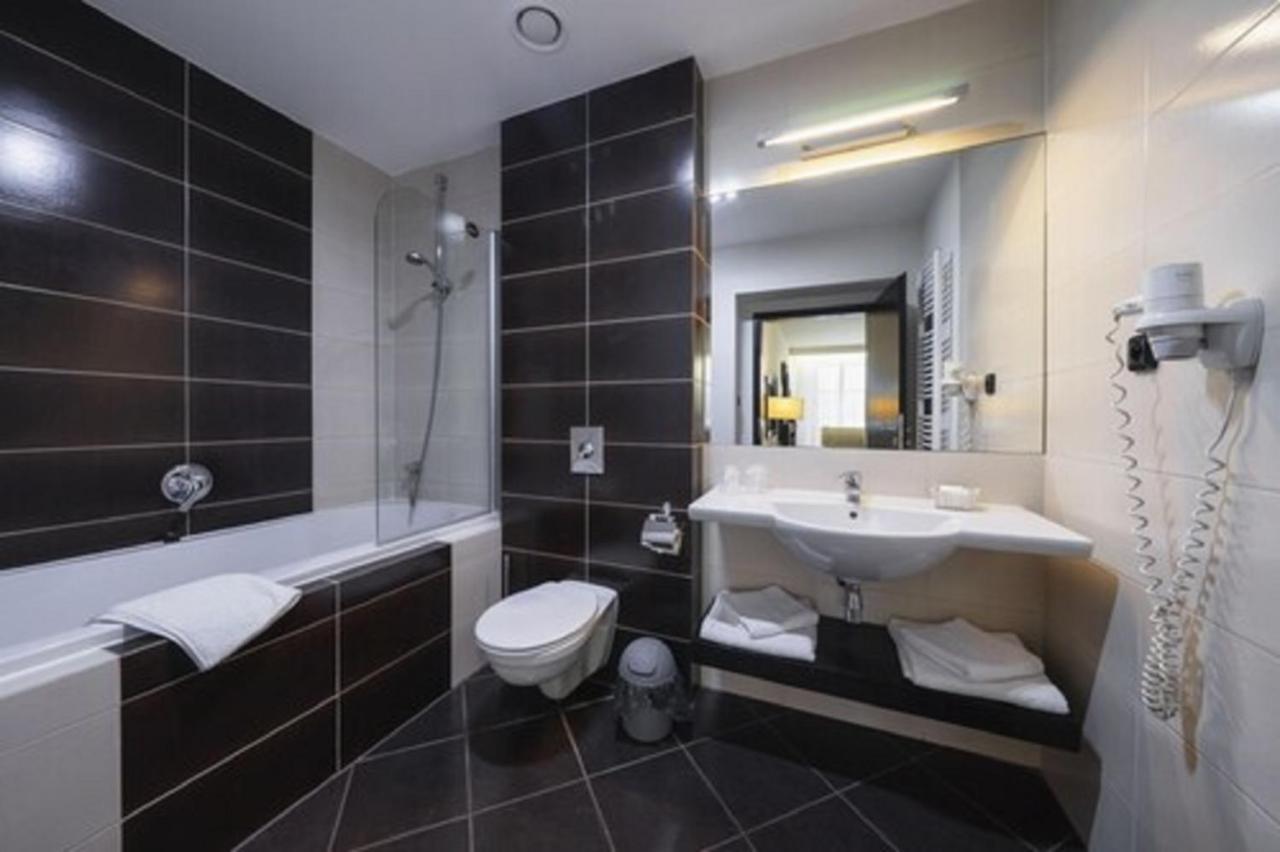 Hotel Astory Plzeň Buitenkant foto