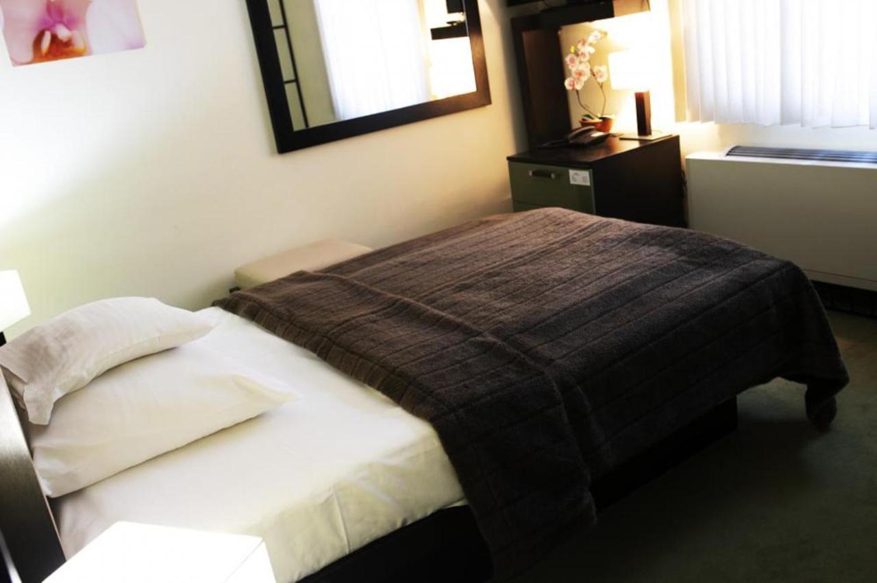 Hotel Astory Plzeň Buitenkant foto
