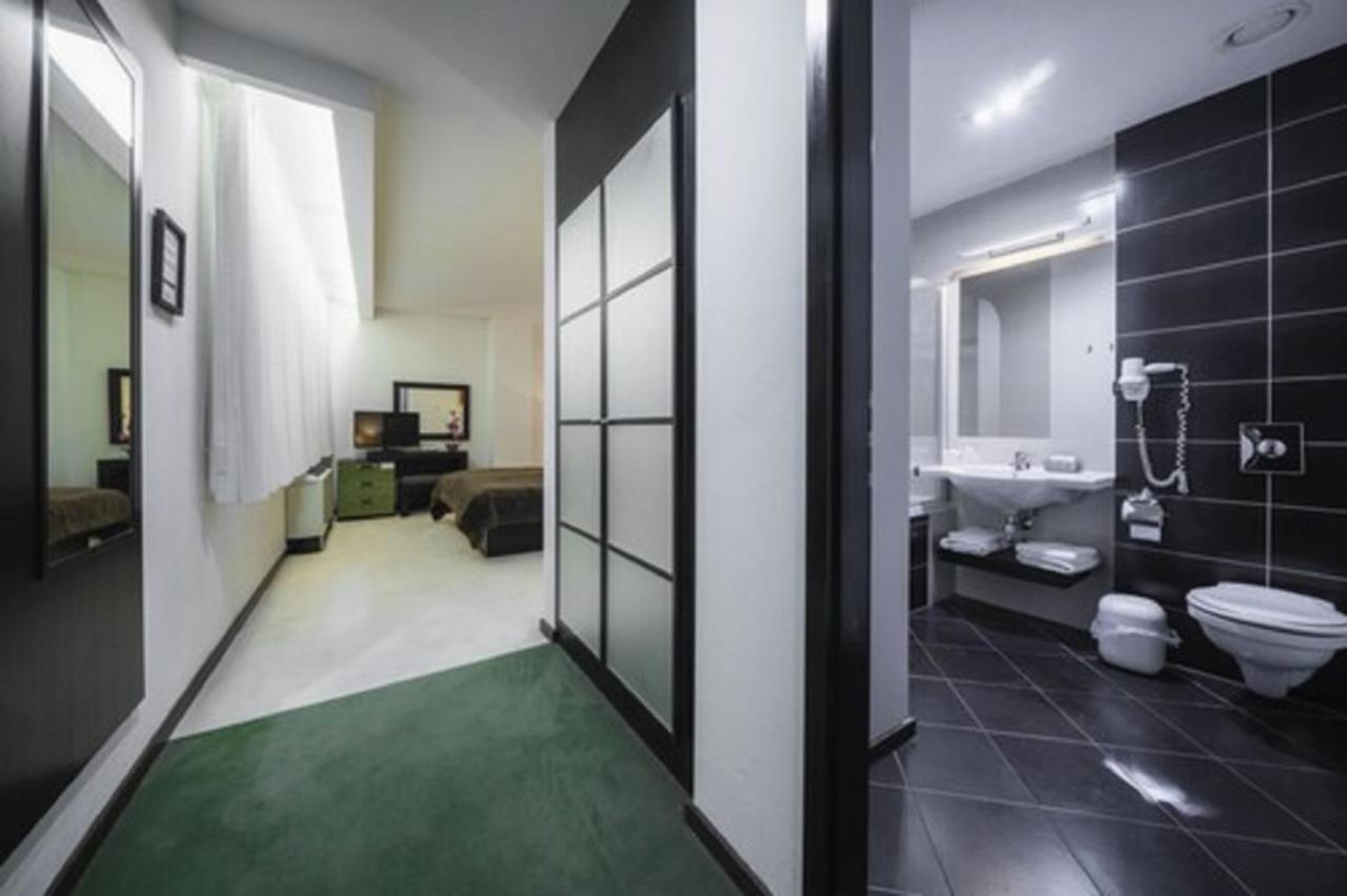 Hotel Astory Plzeň Buitenkant foto